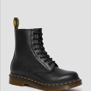 Dr. Marten’s 1460 black boot size 7 worn twice